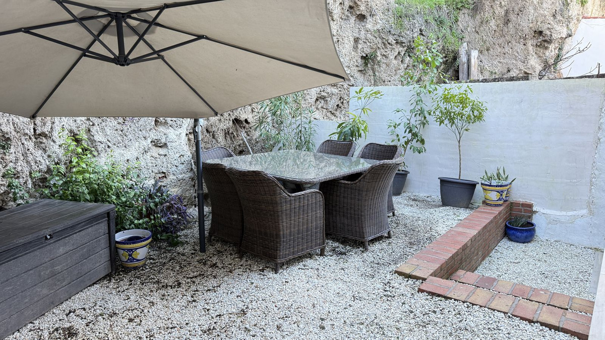 3 Bed Townhouse for sale in Alhaurín El Grande Costa Del Sol, Málaga, Spain