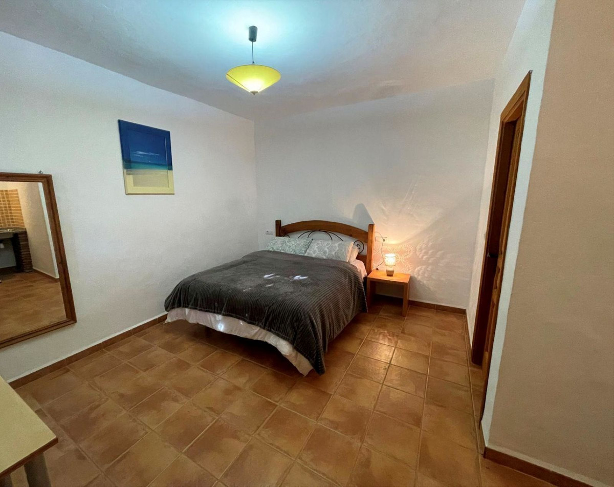 Se vende Finca - Cortijo de 6 dormitorios en Costa Del Sol, Málaga, España