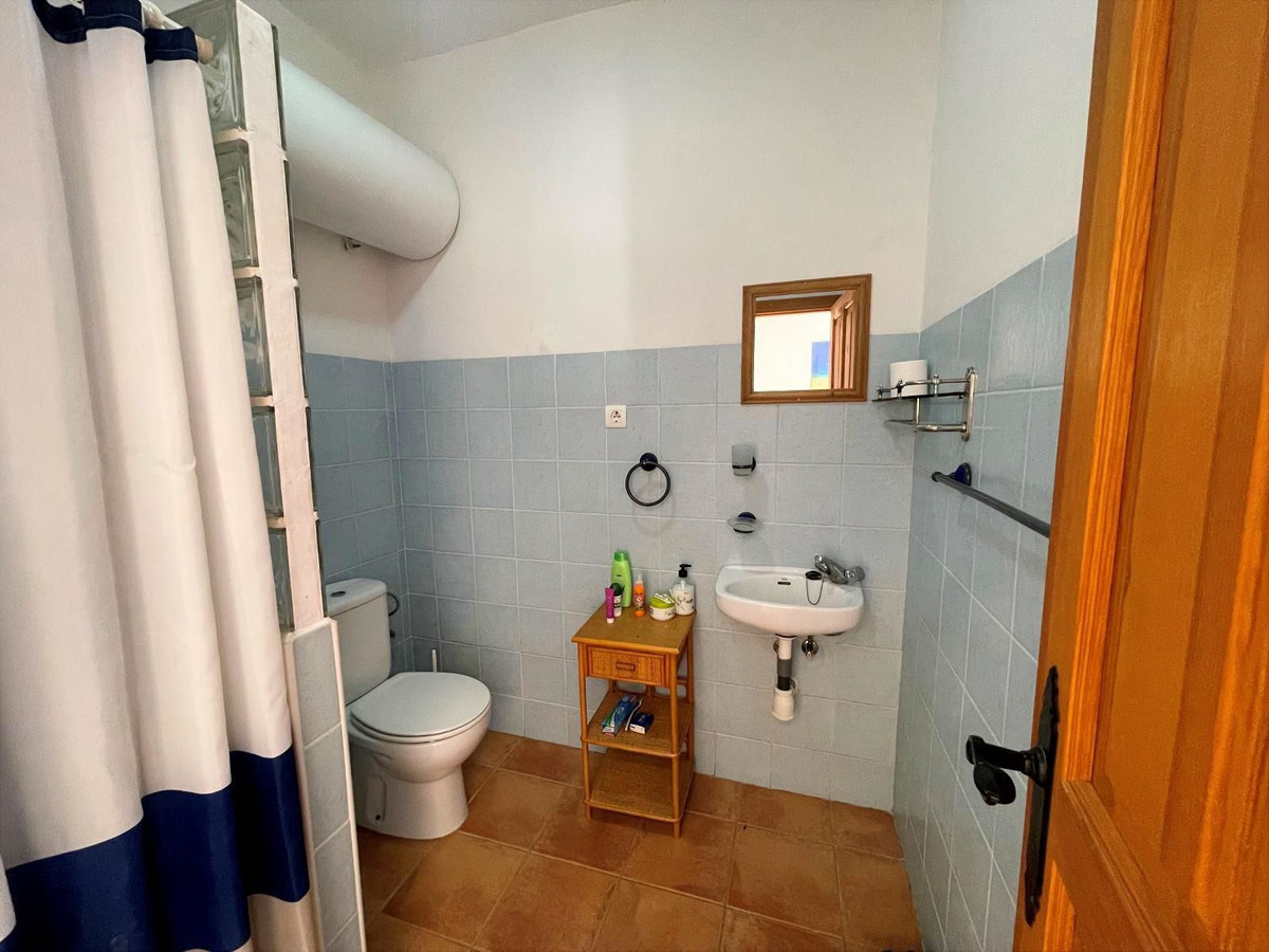 Se vende Finca - Cortijo de 6 dormitorios en Costa Del Sol, Málaga, España