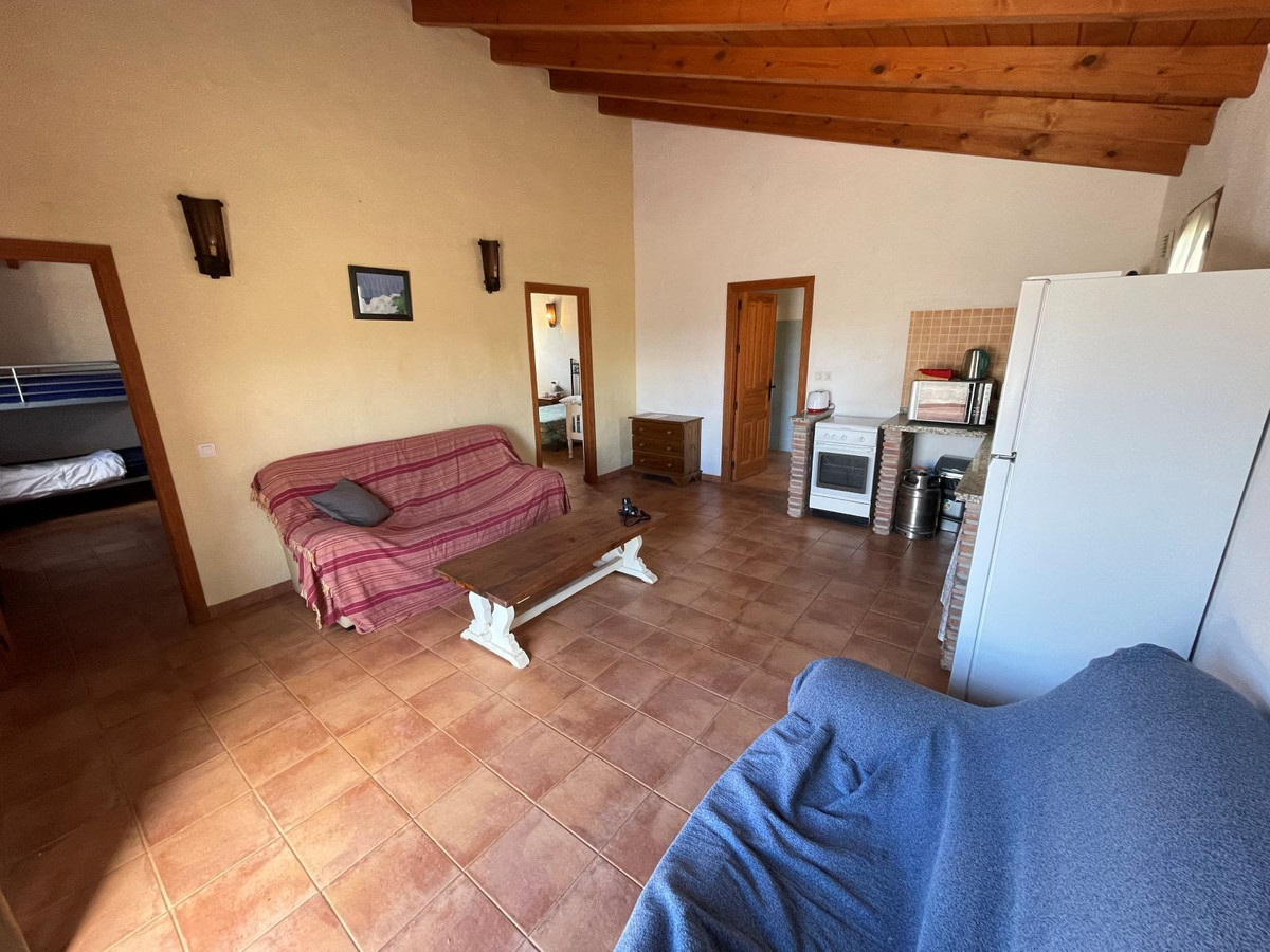 Se vende Finca - Cortijo de 6 dormitorios en Costa Del Sol, Málaga, España