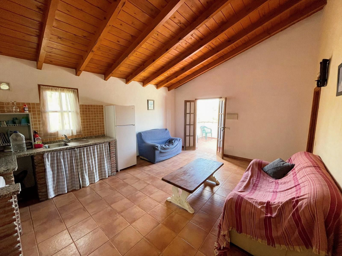 Se vende Finca - Cortijo de 6 dormitorios en Costa Del Sol, Málaga, España