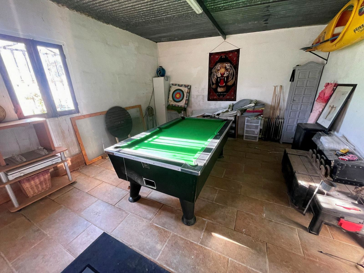 Se vende Finca - Cortijo de 6 dormitorios en Costa Del Sol, Málaga, España