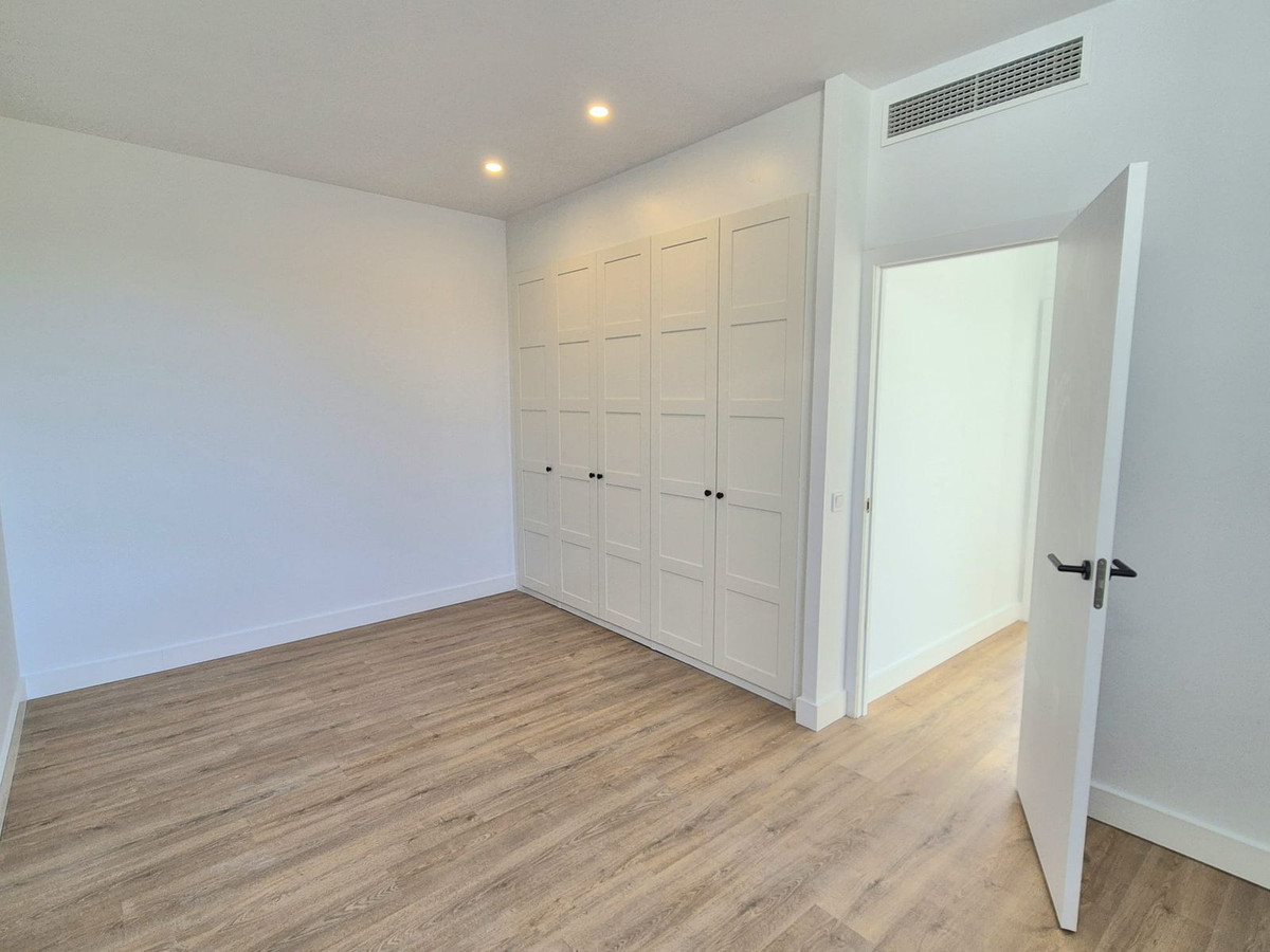 3 Bed Townhouse for sale in Cerros Del Aguila Costa Del Sol, Málaga, Spain