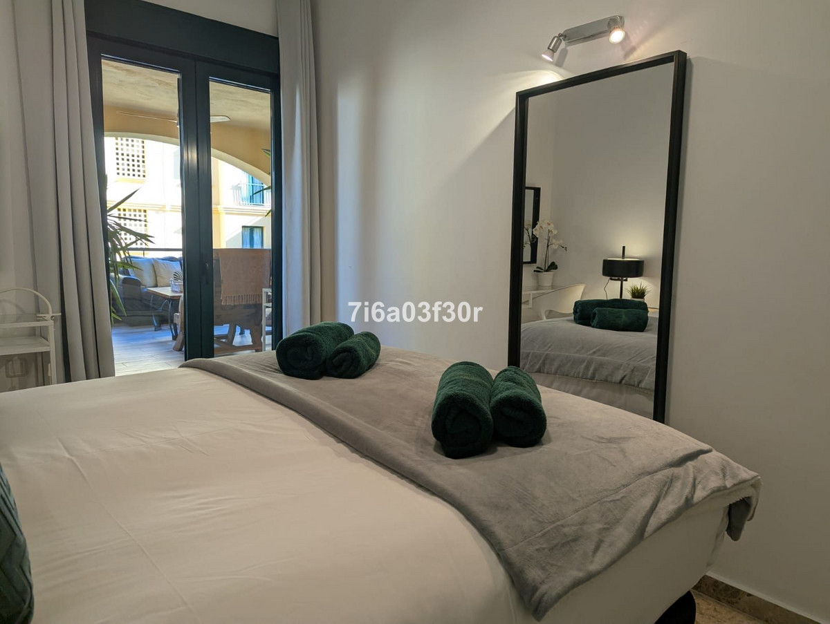3 Bed Apartment for sale in San Pedro De Alcántara Costa Del Sol, Málaga, Spain