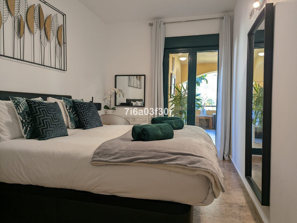 3 Bed Apartment for sale in San Pedro De Alcántara Costa Del Sol, Málaga, Spain