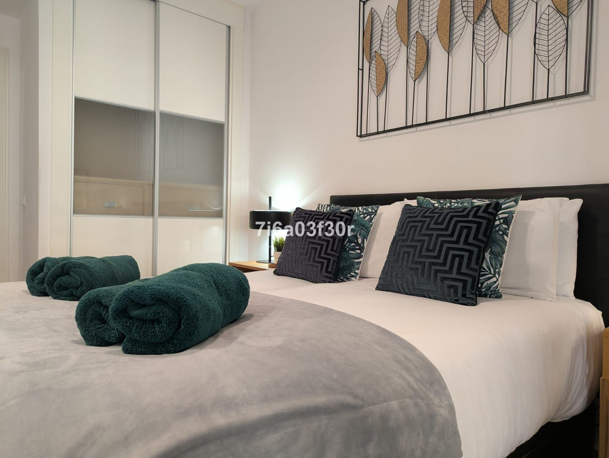 3 Bed Apartment for sale in San Pedro De Alcántara Costa Del Sol, Málaga, Spain