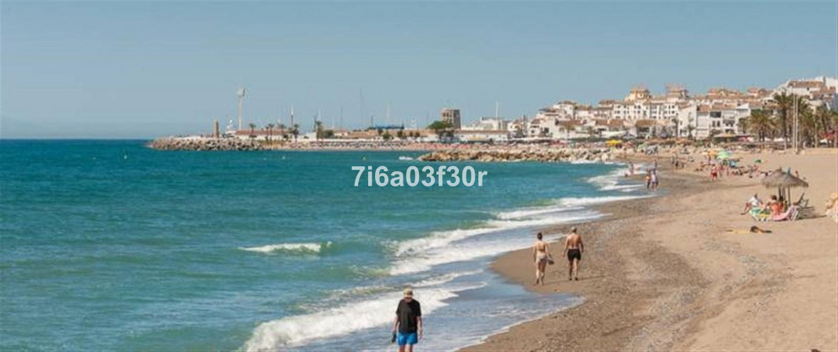 3 Bed Apartment for sale in San Pedro De Alcántara Costa Del Sol, Málaga, Spain