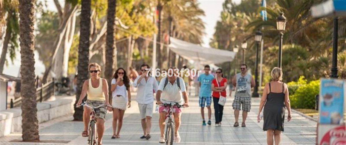 3 Bed Apartment for sale in San Pedro De Alcántara Costa Del Sol, Málaga, Spain