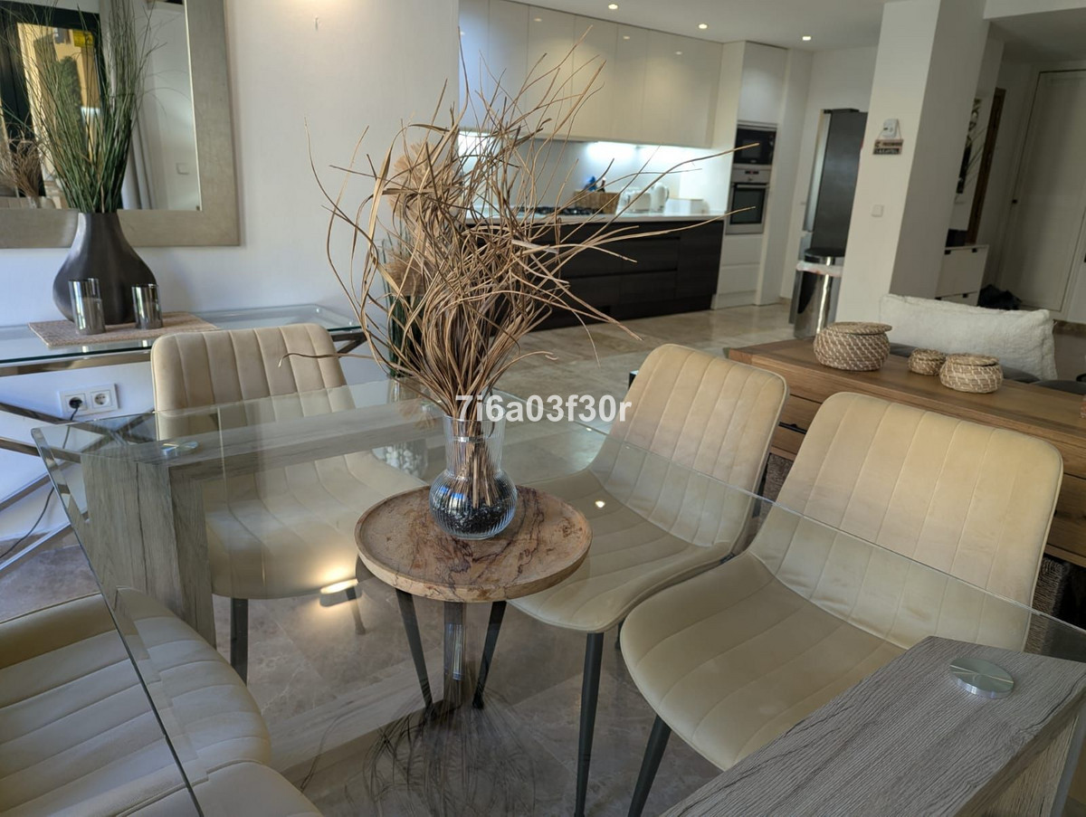 3 Bed Apartment for sale in San Pedro De Alcántara Costa Del Sol, Málaga, Spain