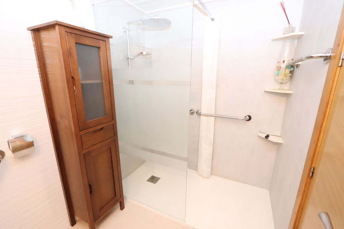 2 Bed Apartment for sale in Los Dolses Costa Blanca, Alicante, Spain