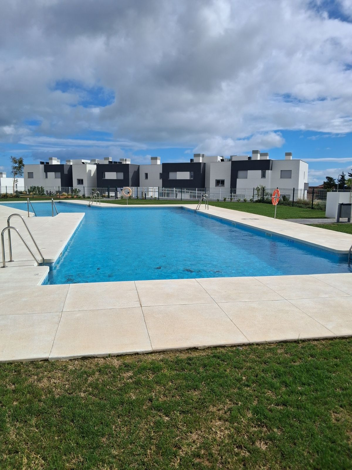 Se vende Apartamento Planta Baja de 2 dormitorios en Costa Del Sol, Málaga, España