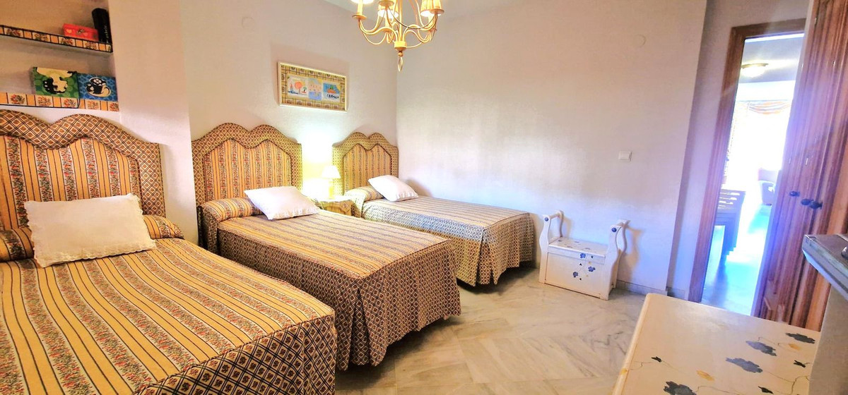 3 Bed Apartment for sale in El Rosario Costa Del Sol, Málaga, Spain