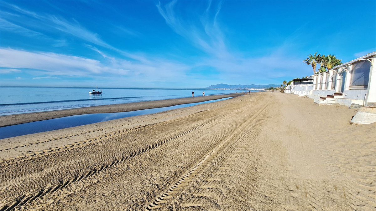 3 Bed Apartment for sale in El Rosario Costa Del Sol, Málaga, Spain