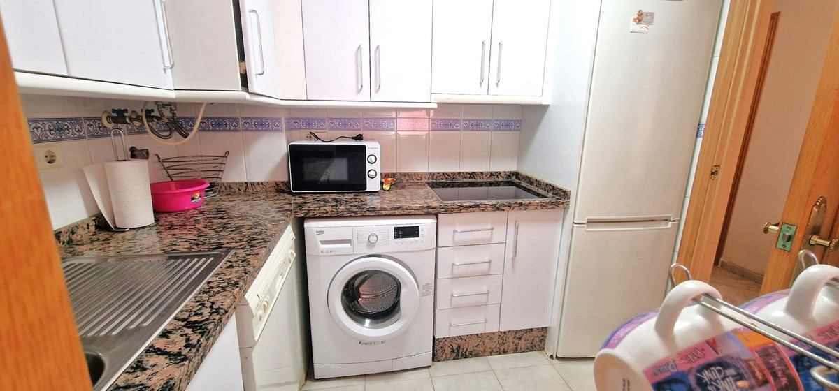 3 Bed Apartment for sale in El Rosario Costa Del Sol, Málaga, Spain