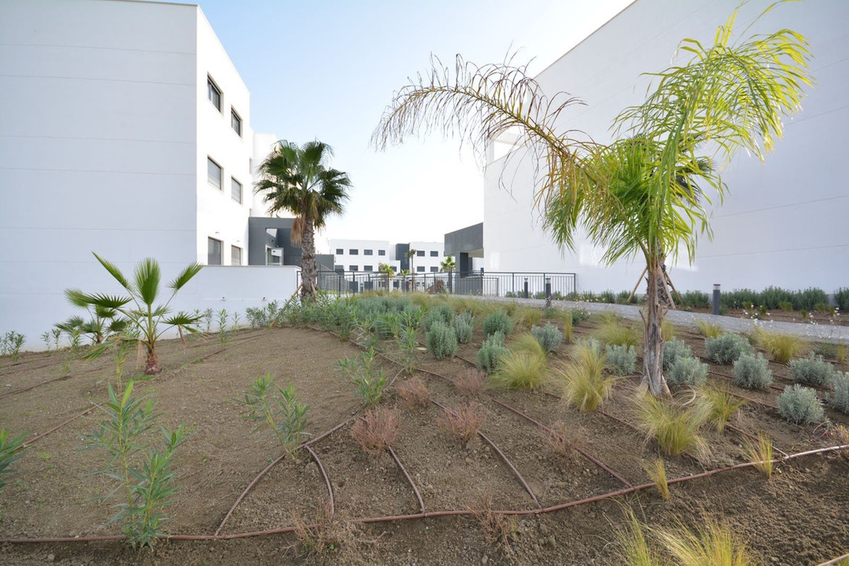 2 Bed Apartment for sale in Estepona Costa Del Sol, Málaga, Spain