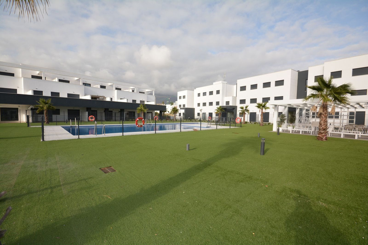 2 Bed Apartment for sale in Estepona Costa Del Sol, Málaga, Spain