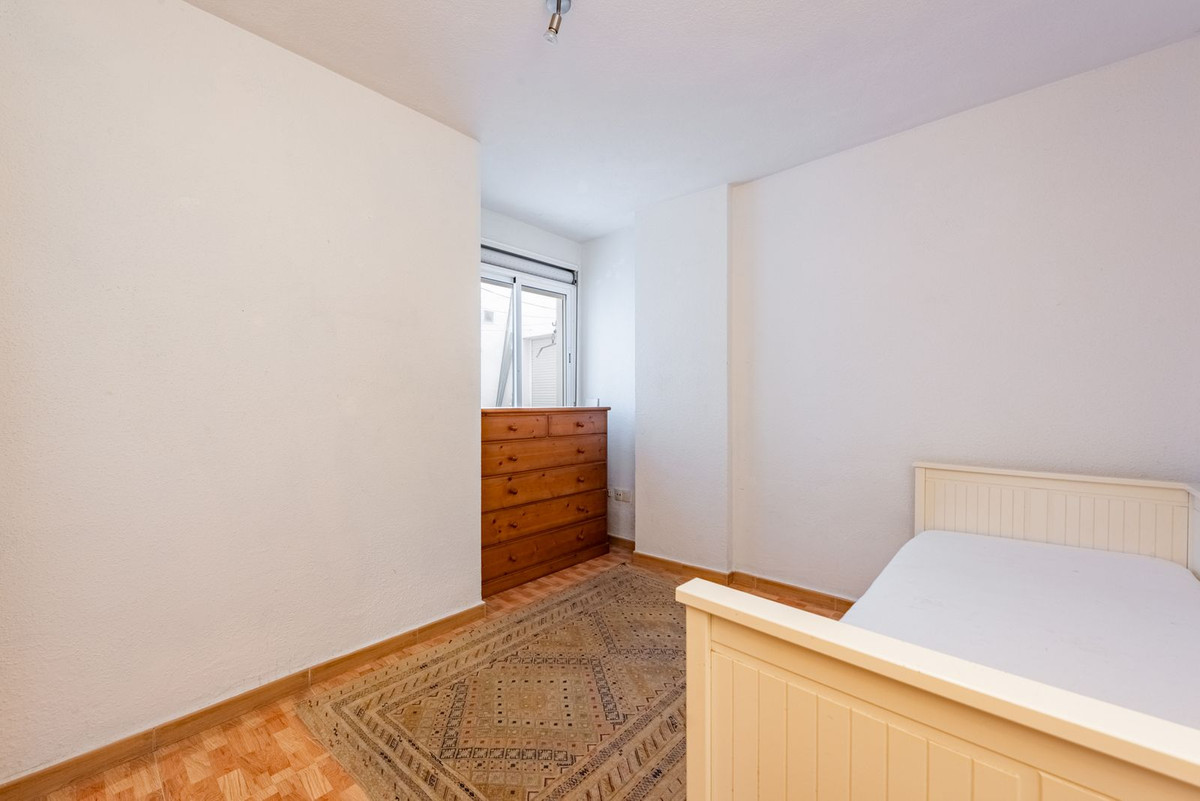 1 Bed Apartment for sale in Benahavís Costa Del Sol, Málaga, Spain