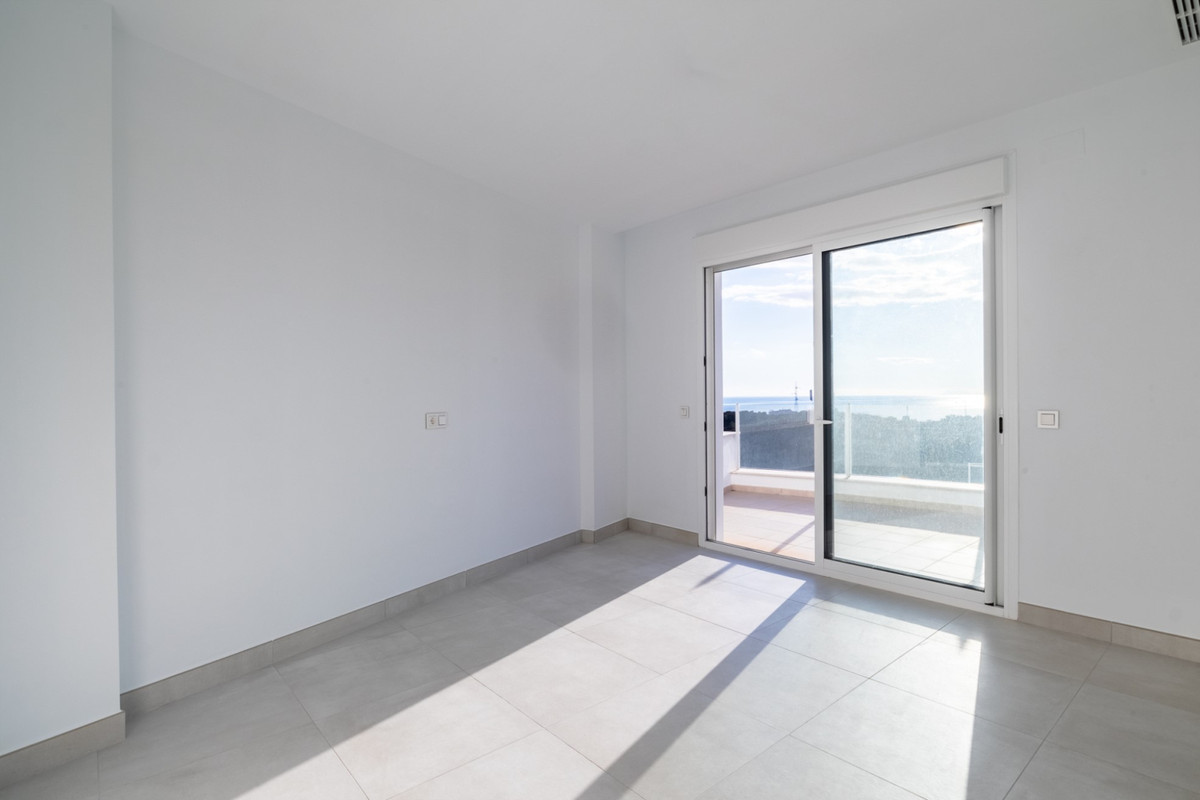 4 Bed Apartment for sale in Altos De Los Monteros Costa Del Sol, Málaga, Spain