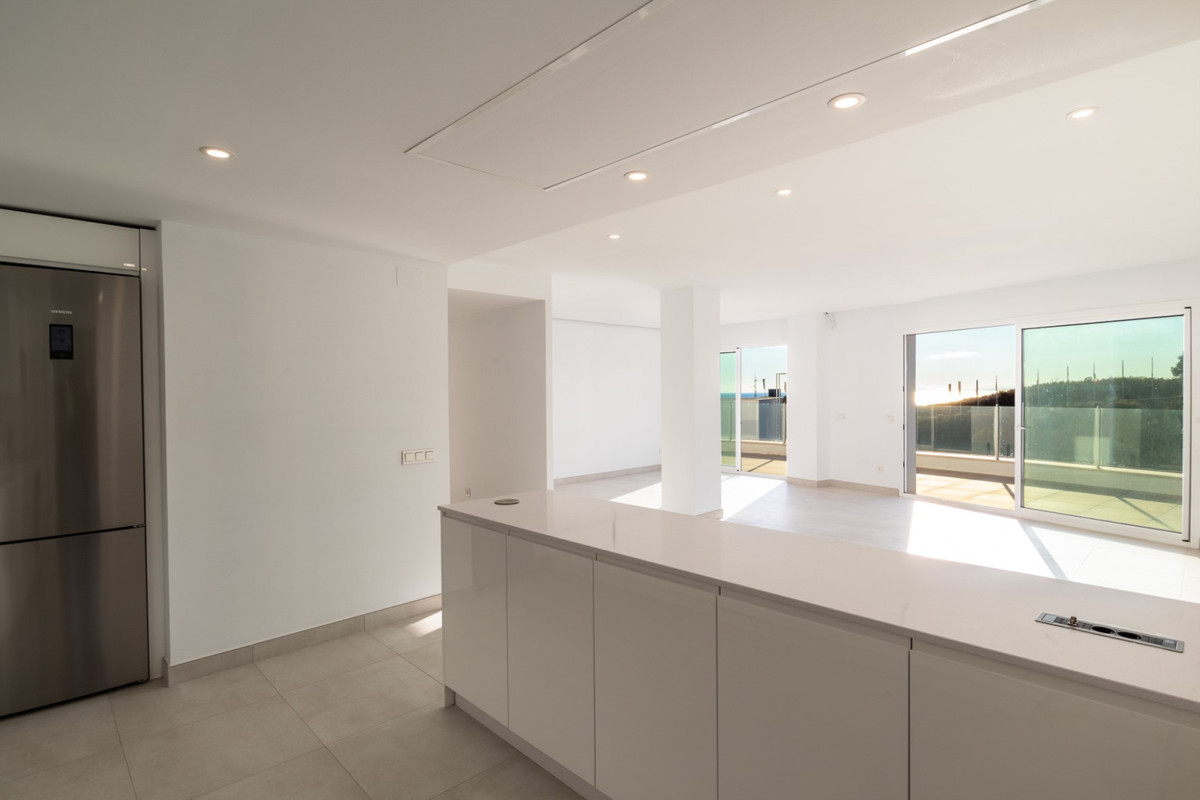 4 Bed Apartment for sale in Altos De Los Monteros Costa Del Sol, Málaga, Spain