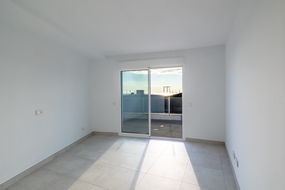 4 Bed Apartment for sale in Altos De Los Monteros Costa Del Sol, Málaga, Spain