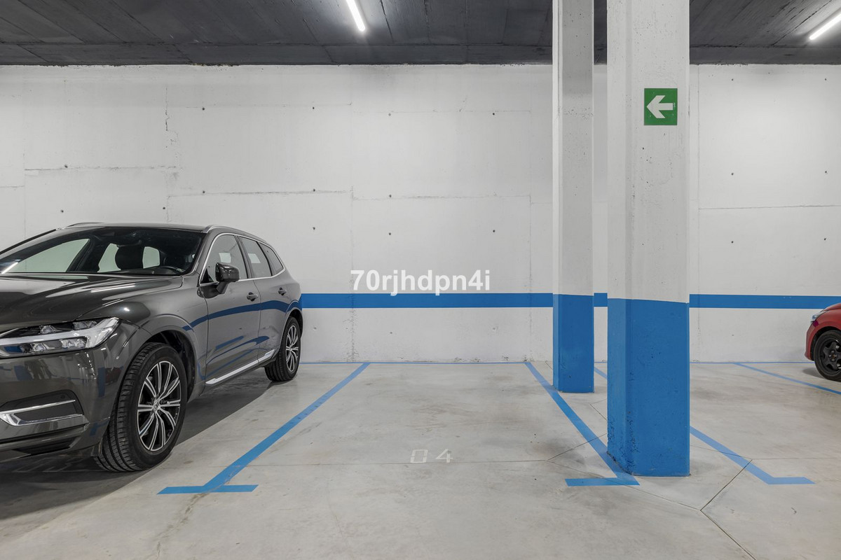 Se vende Apartamento Planta Media de 2 dormitorios en Costa Del Sol, Málaga, España