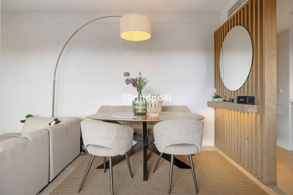 Se vende Apartamento Planta Media de 2 dormitorios en Costa Del Sol, Málaga, España