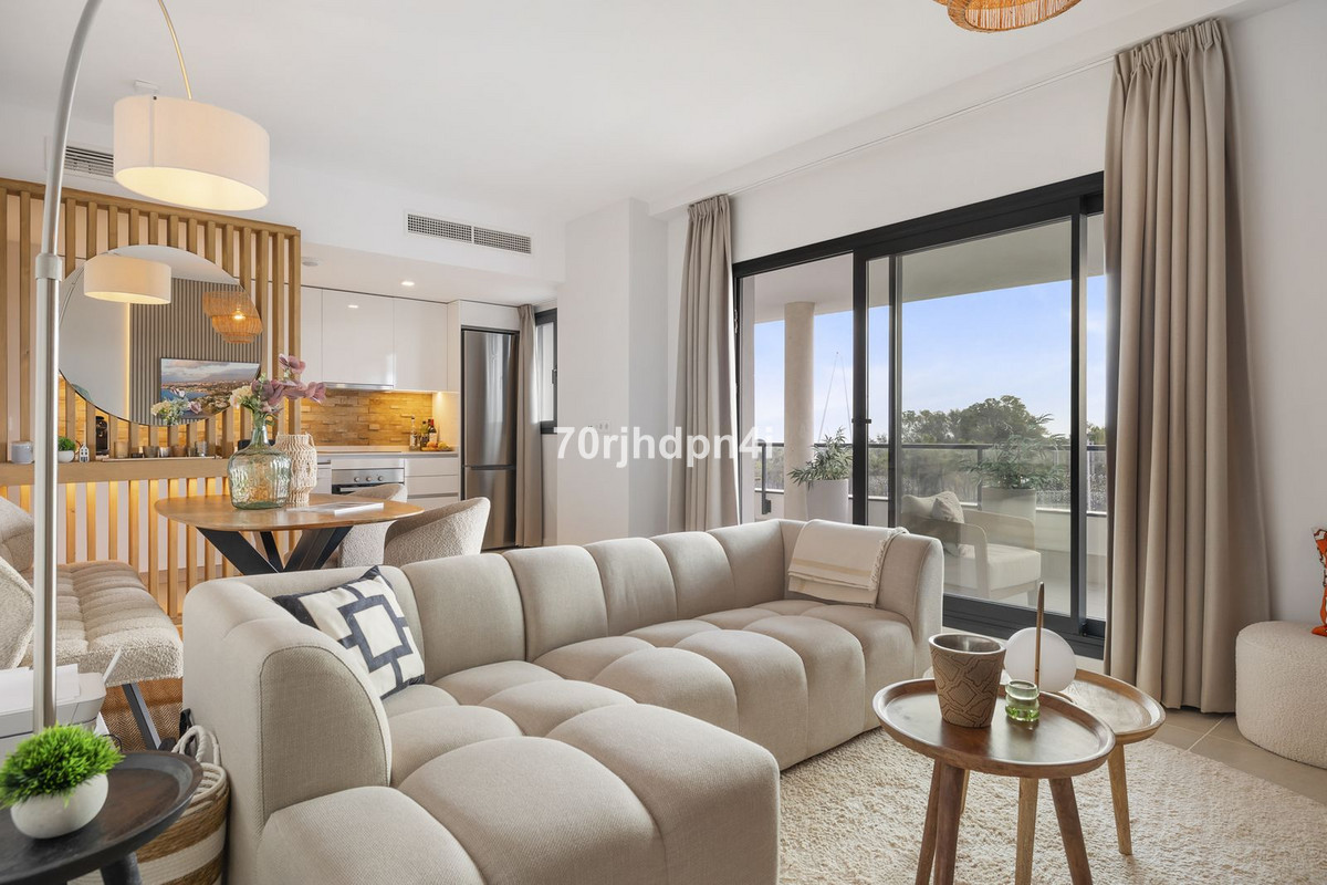 Se vende Apartamento Planta Media de 2 dormitorios en Costa Del Sol, Málaga, España