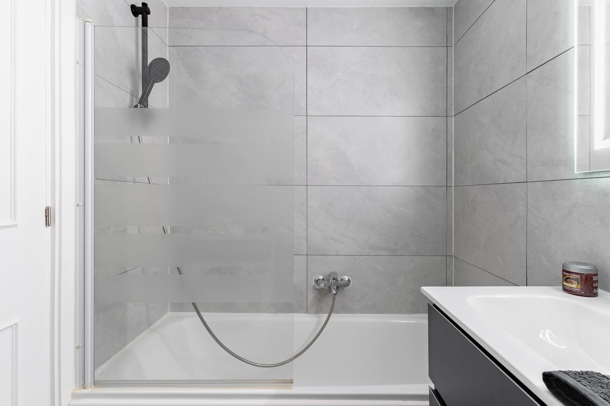 Se vende Apartamento Planta Media de 1 dormitorios en Costa Del Sol, Málaga, España