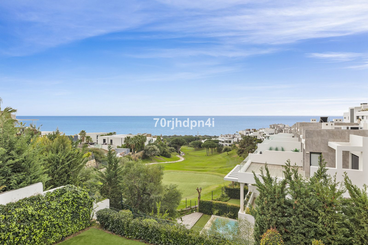 Se vende Villa - Chalet de 5 dormitorios en Costa Del Sol, Málaga, España