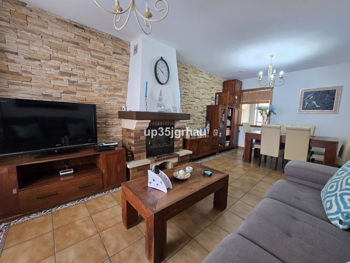 4 Bed Townhouse for sale in Cancelada Costa Del Sol, Málaga, Spain