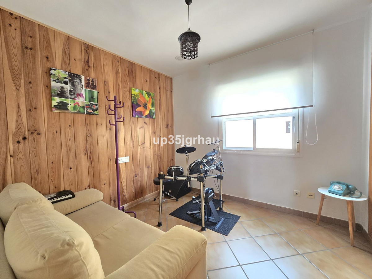 4 Bed Townhouse for sale in Cancelada Costa Del Sol, Málaga, Spain