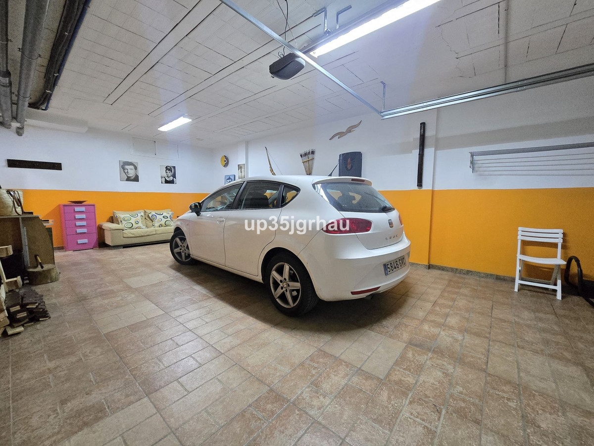4 Bed Townhouse for sale in Cancelada Costa Del Sol, Málaga, Spain