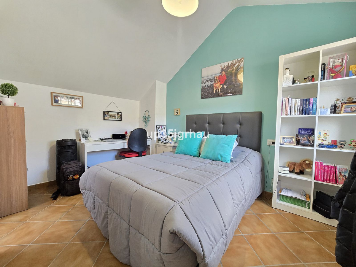 4 Bed Townhouse for sale in Cancelada Costa Del Sol, Málaga, Spain