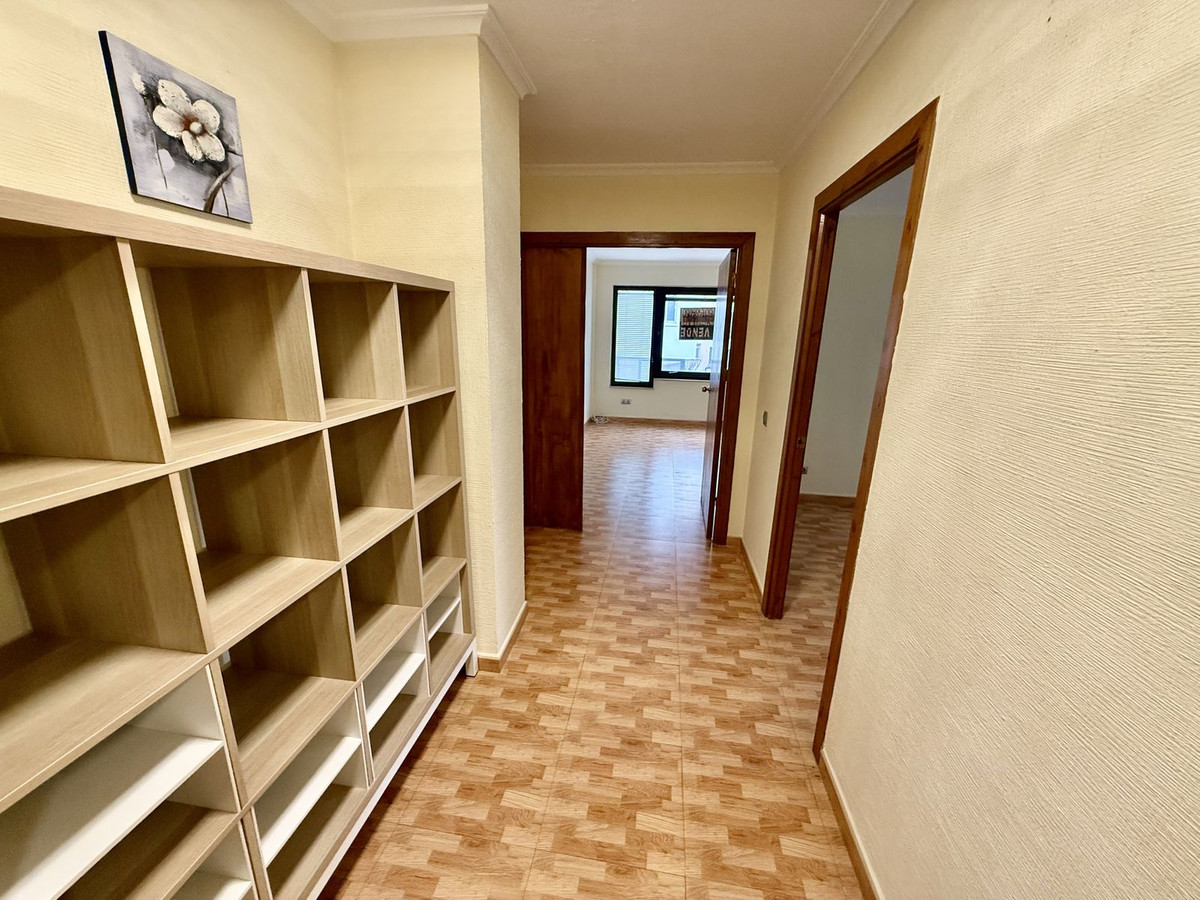 3 Bed Commercial unit for sale in Marbella Costa Del Sol, Málaga, Spain