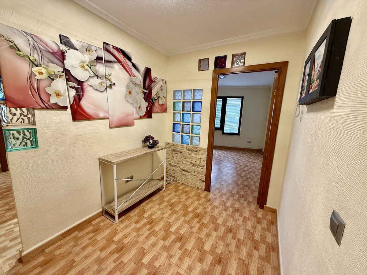 3 Bed Commercial unit for sale in Marbella Costa Del Sol, Málaga, Spain