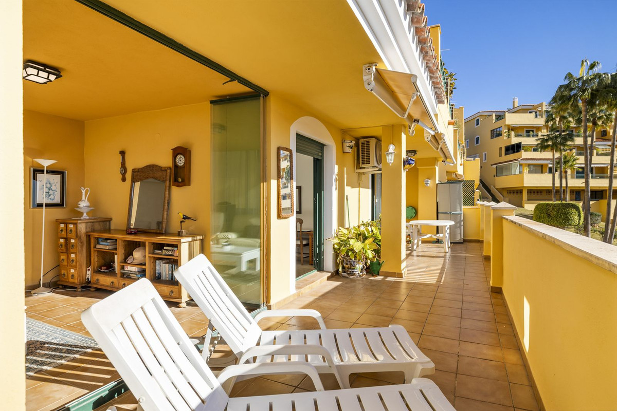 2 Bed Apartment for sale in Torrequebrada Costa Del Sol, Málaga, Spain