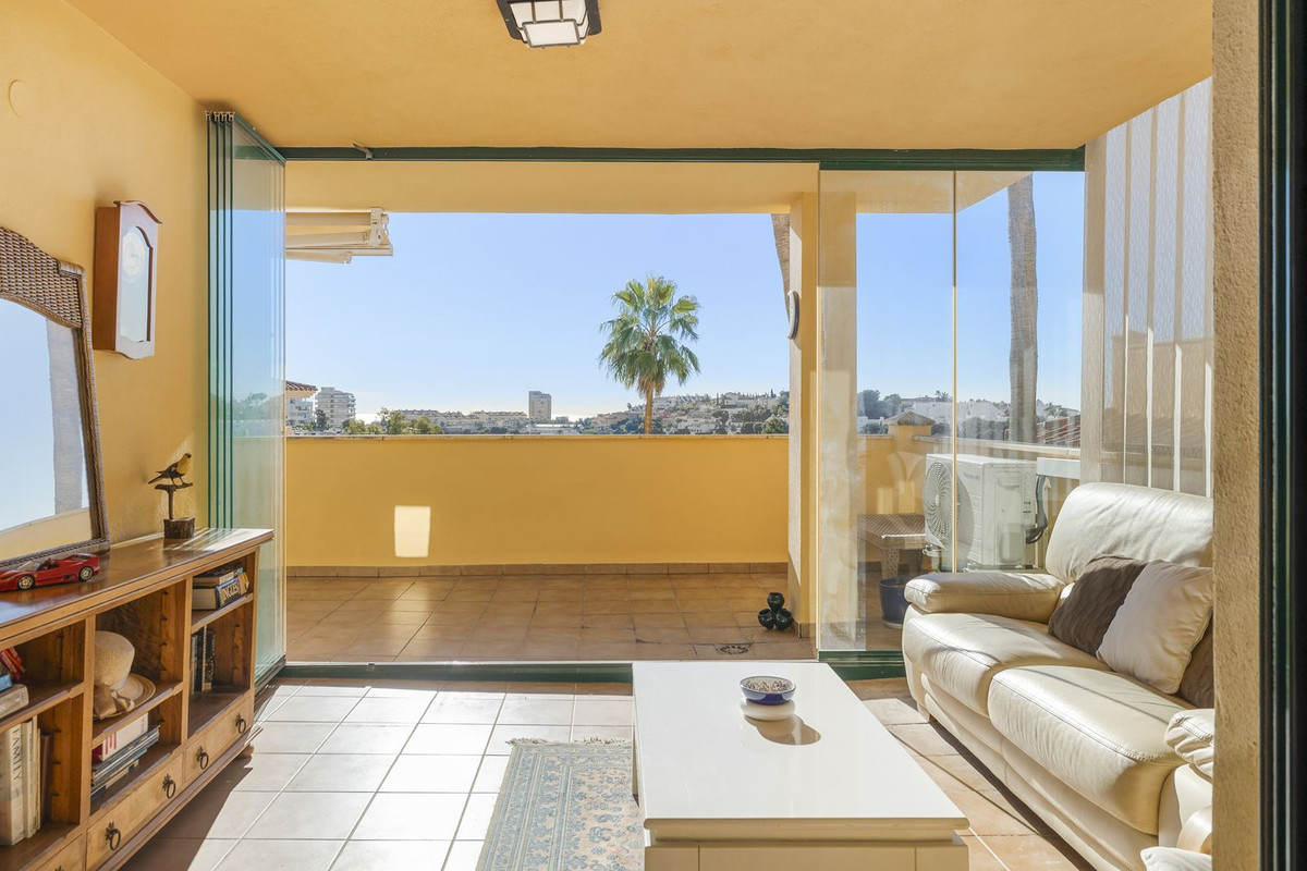 2 Bed Apartment for sale in Torrequebrada Costa Del Sol, Málaga, Spain