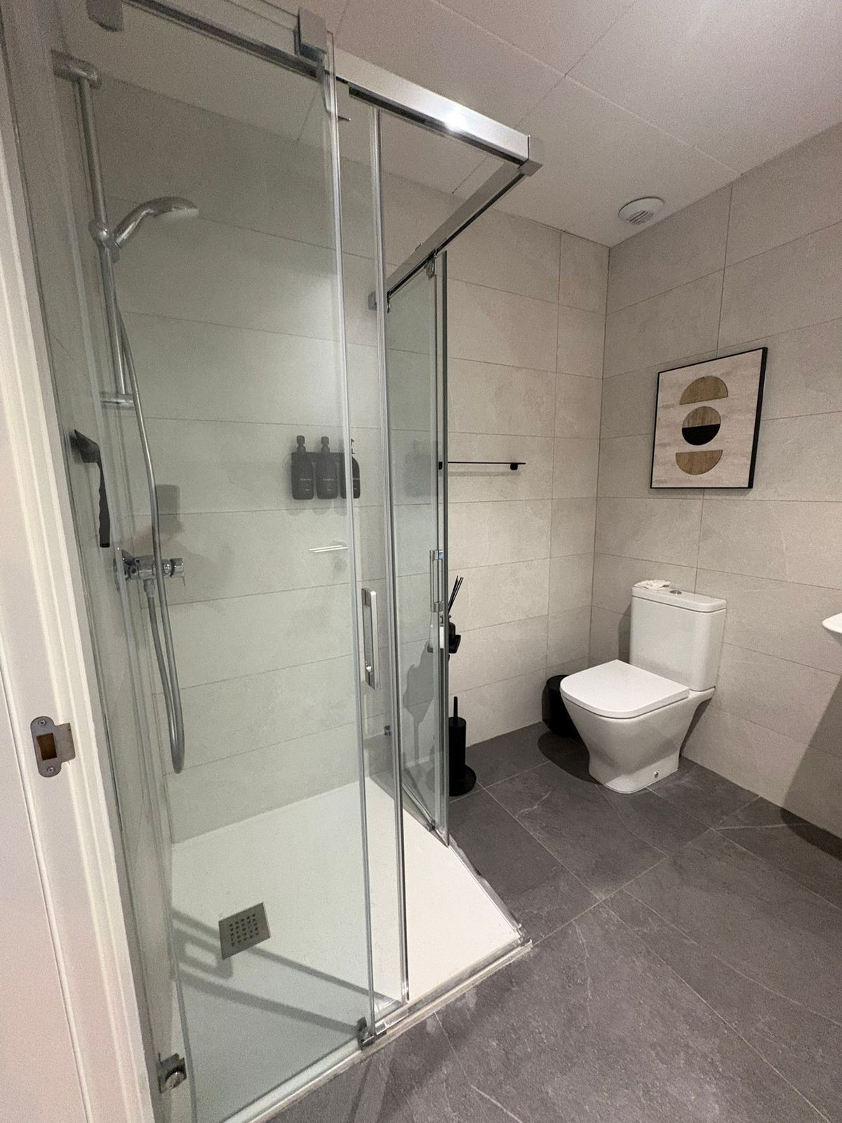 Se vende Apartamento Planta Media de 2 dormitorios en Costa Del Sol, Málaga, España