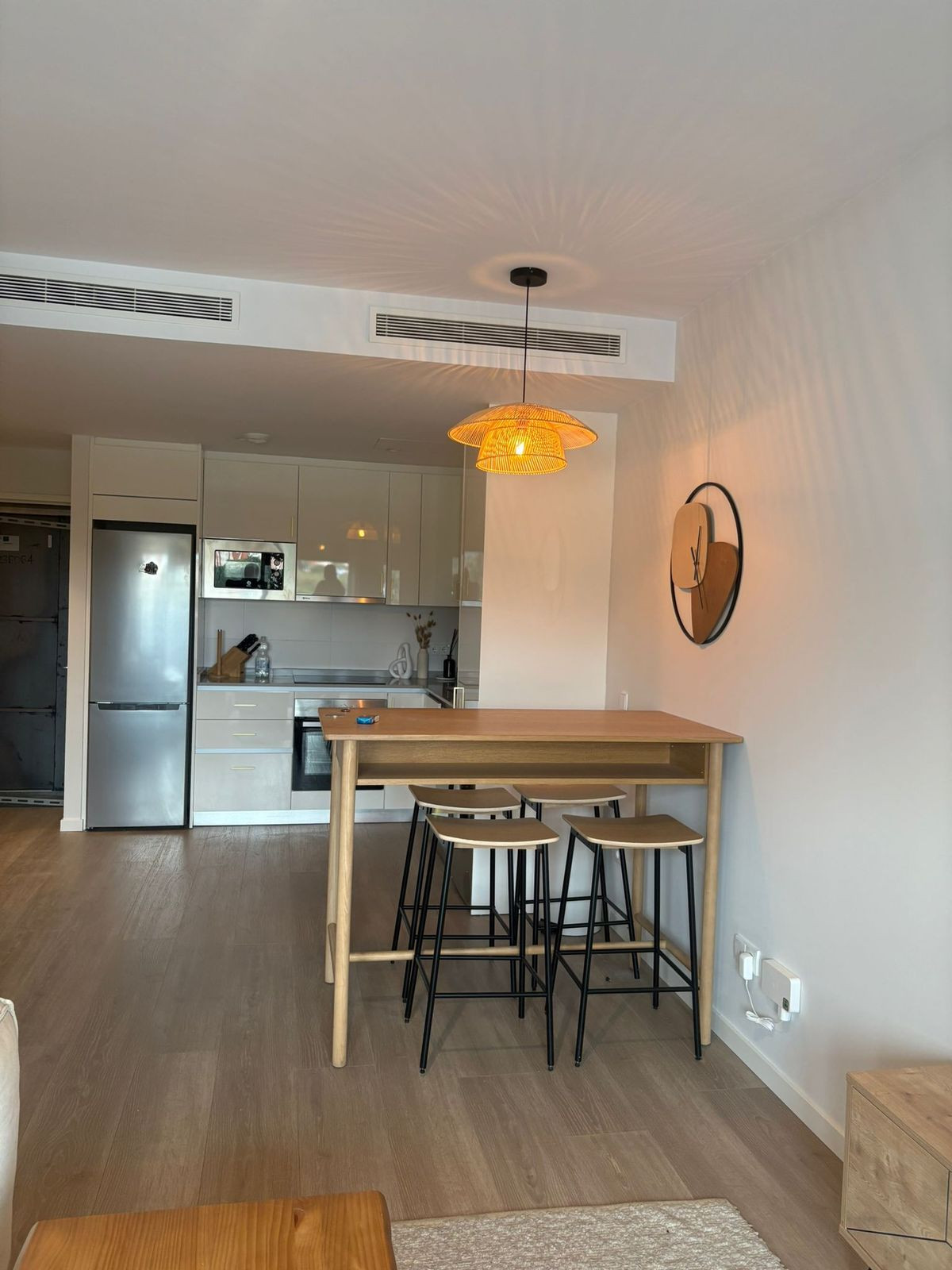 Se vende Apartamento Planta Media de 2 dormitorios en Costa Del Sol, Málaga, España