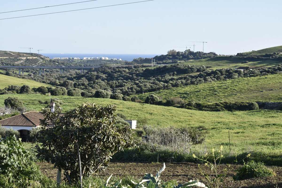 Se vende Finca - Cortijo de 2 dormitorios en Costa Del Sol, Málaga, España