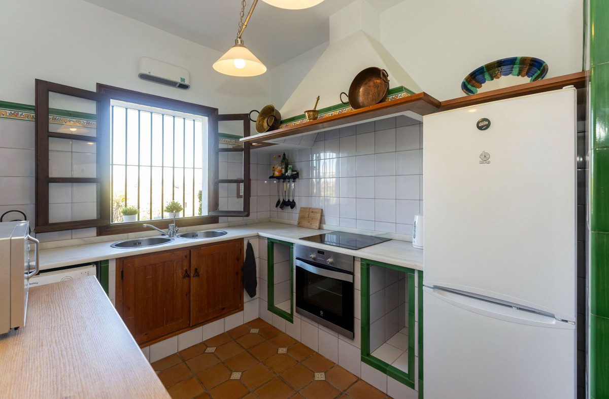 4 Bed Townhouse for sale in Alhaurín El Grande Costa Del Sol, Málaga, Spain