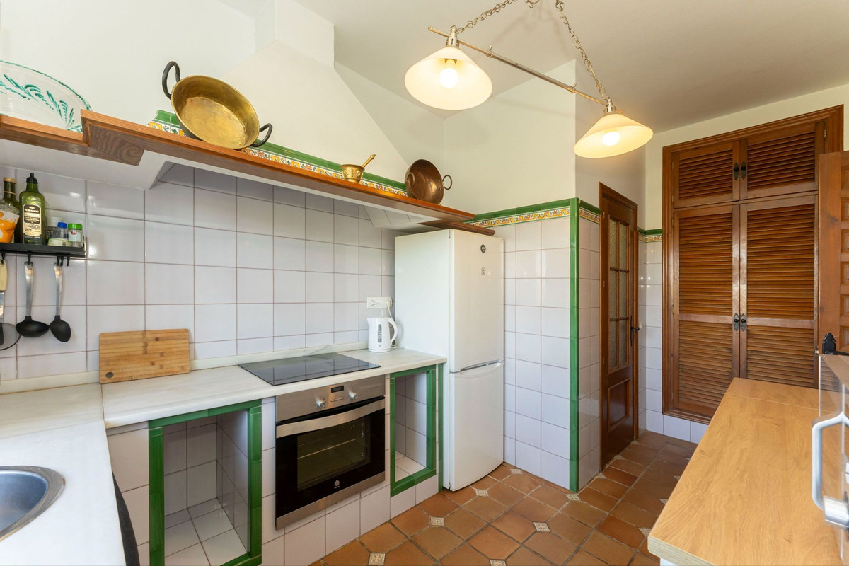 4 Bed Townhouse for sale in Alhaurín El Grande Costa Del Sol, Málaga, Spain