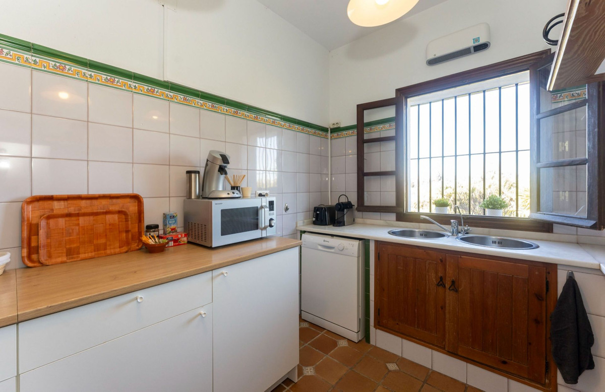 4 Bed Townhouse for sale in Alhaurín El Grande Costa Del Sol, Málaga, Spain