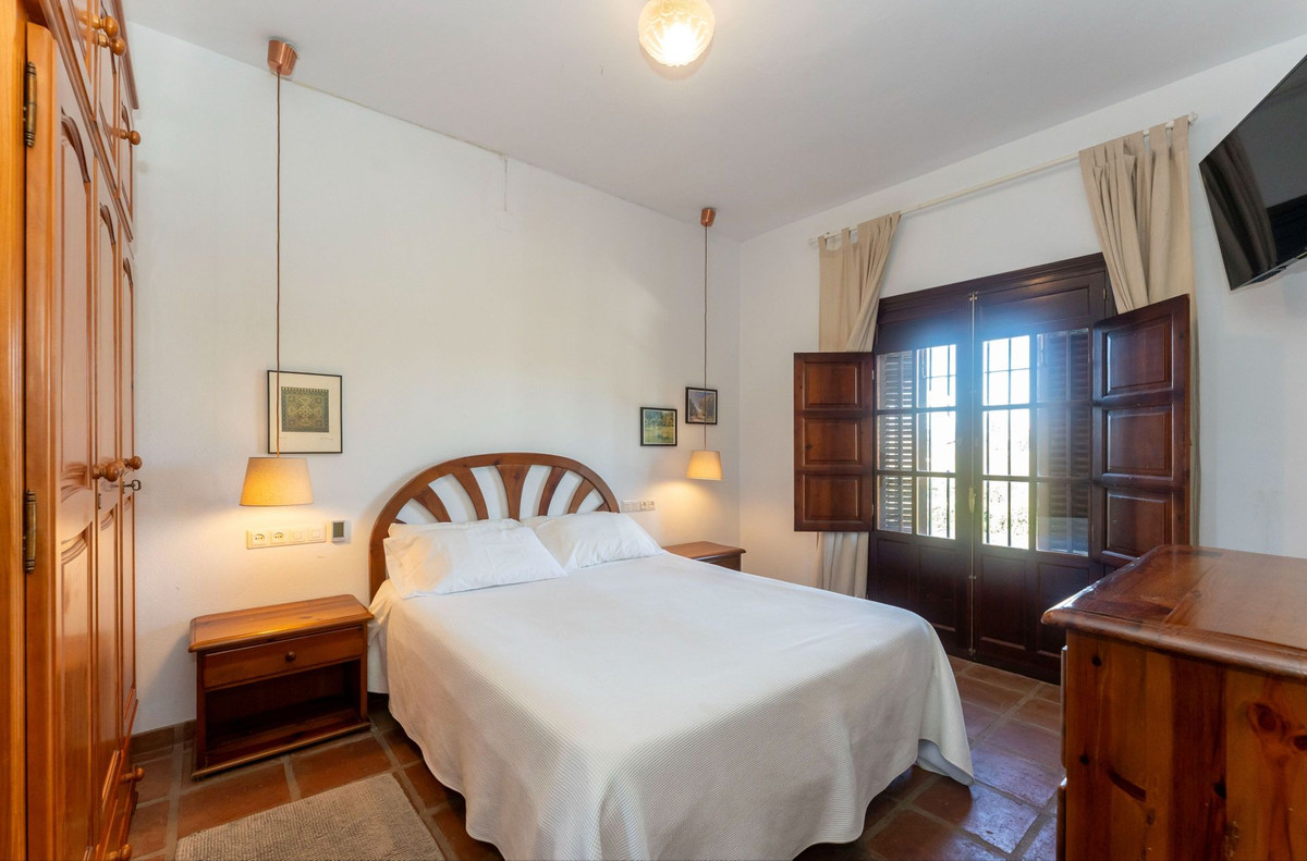 4 Bed Townhouse for sale in Alhaurín El Grande Costa Del Sol, Málaga, Spain