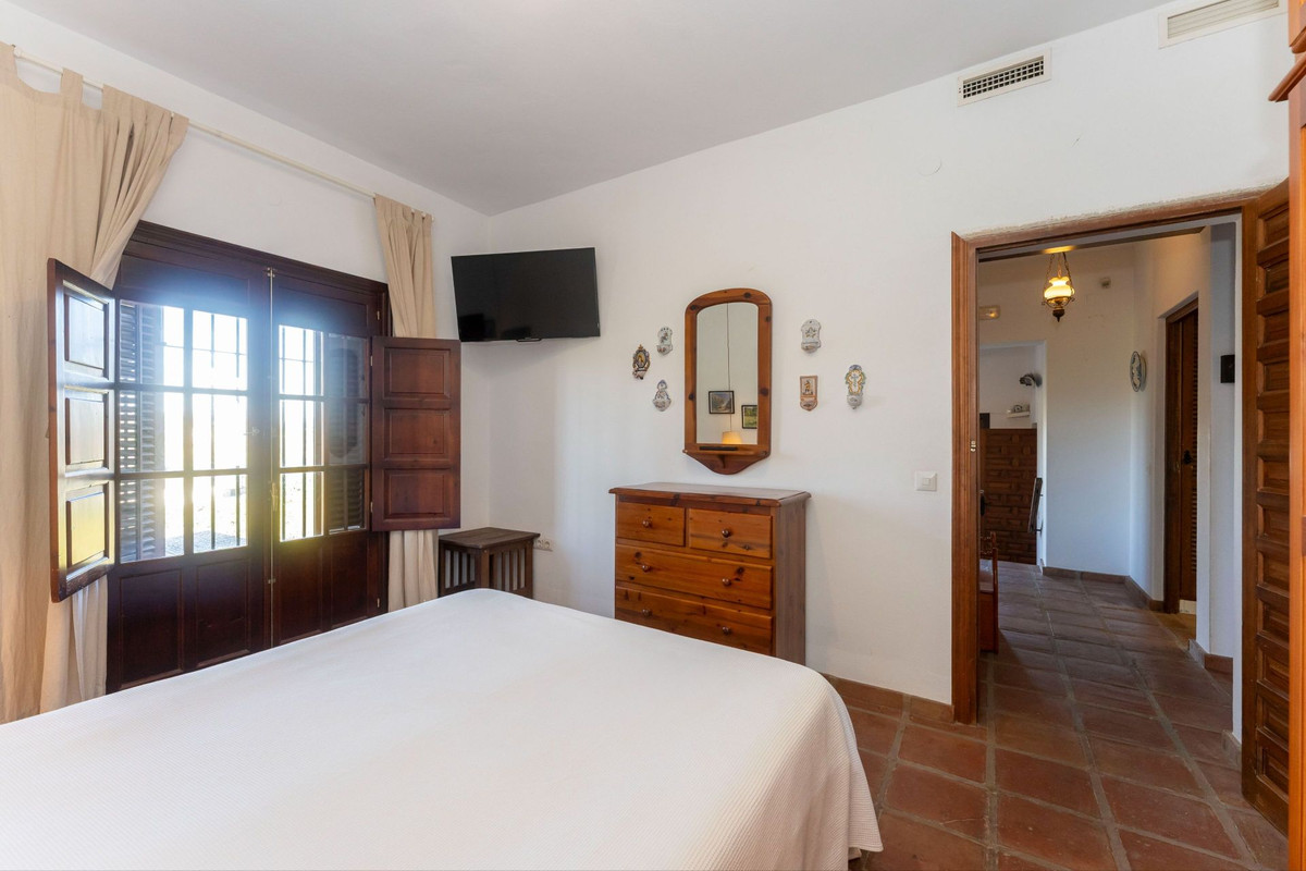 4 Bed Townhouse for sale in Alhaurín El Grande Costa Del Sol, Málaga, Spain