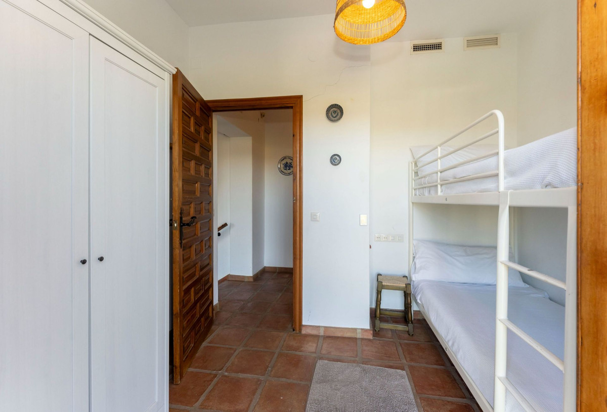 4 Bed Townhouse for sale in Alhaurín El Grande Costa Del Sol, Málaga, Spain