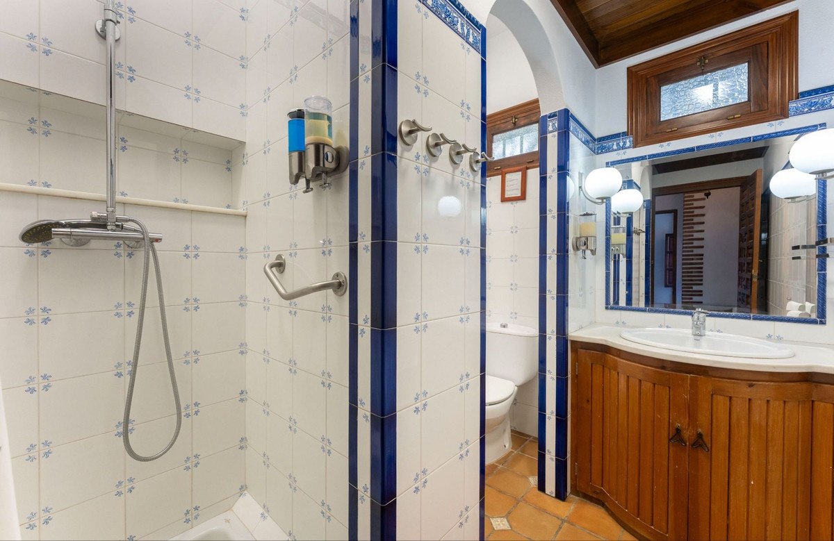 4 Bed Townhouse for sale in Alhaurín El Grande Costa Del Sol, Málaga, Spain