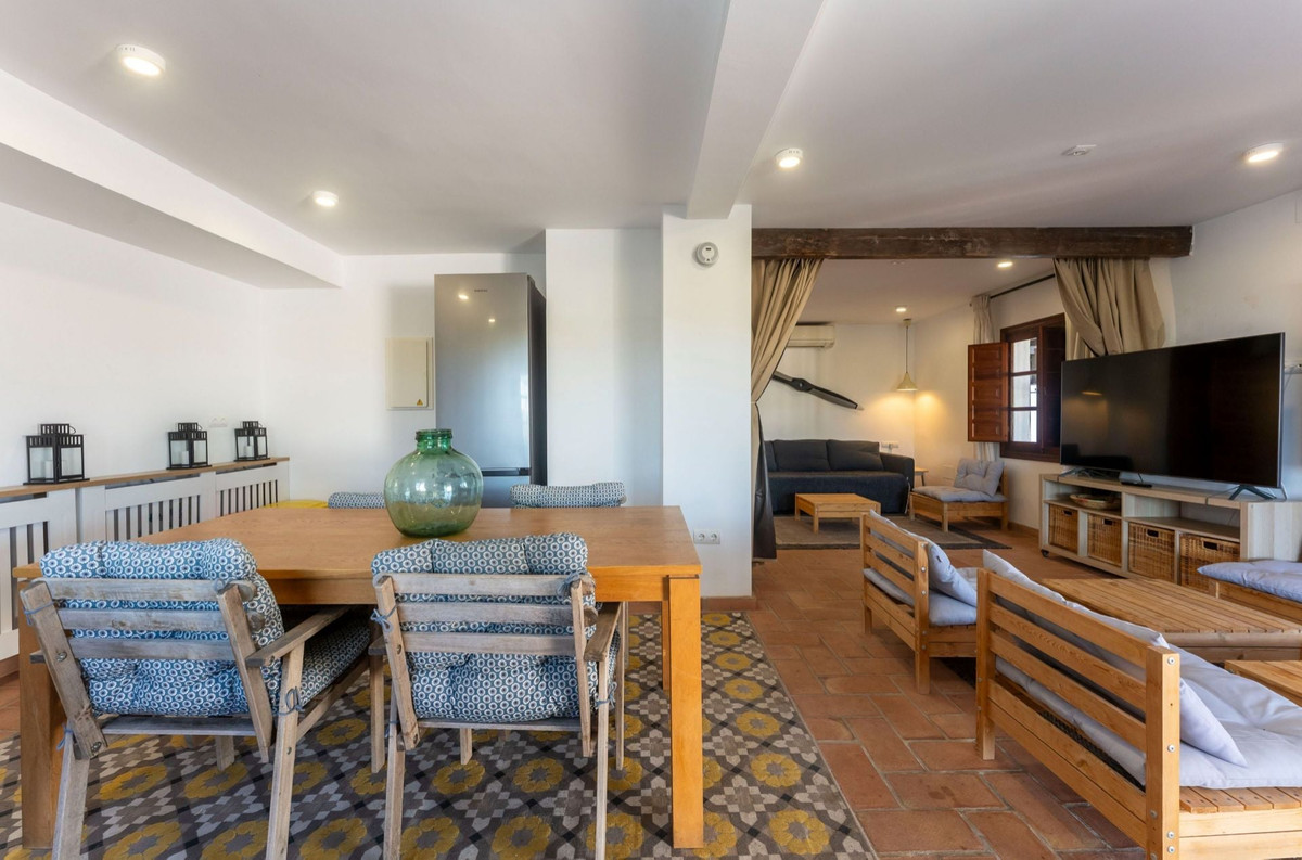 4 Bed Townhouse for sale in Alhaurín El Grande Costa Del Sol, Málaga, Spain