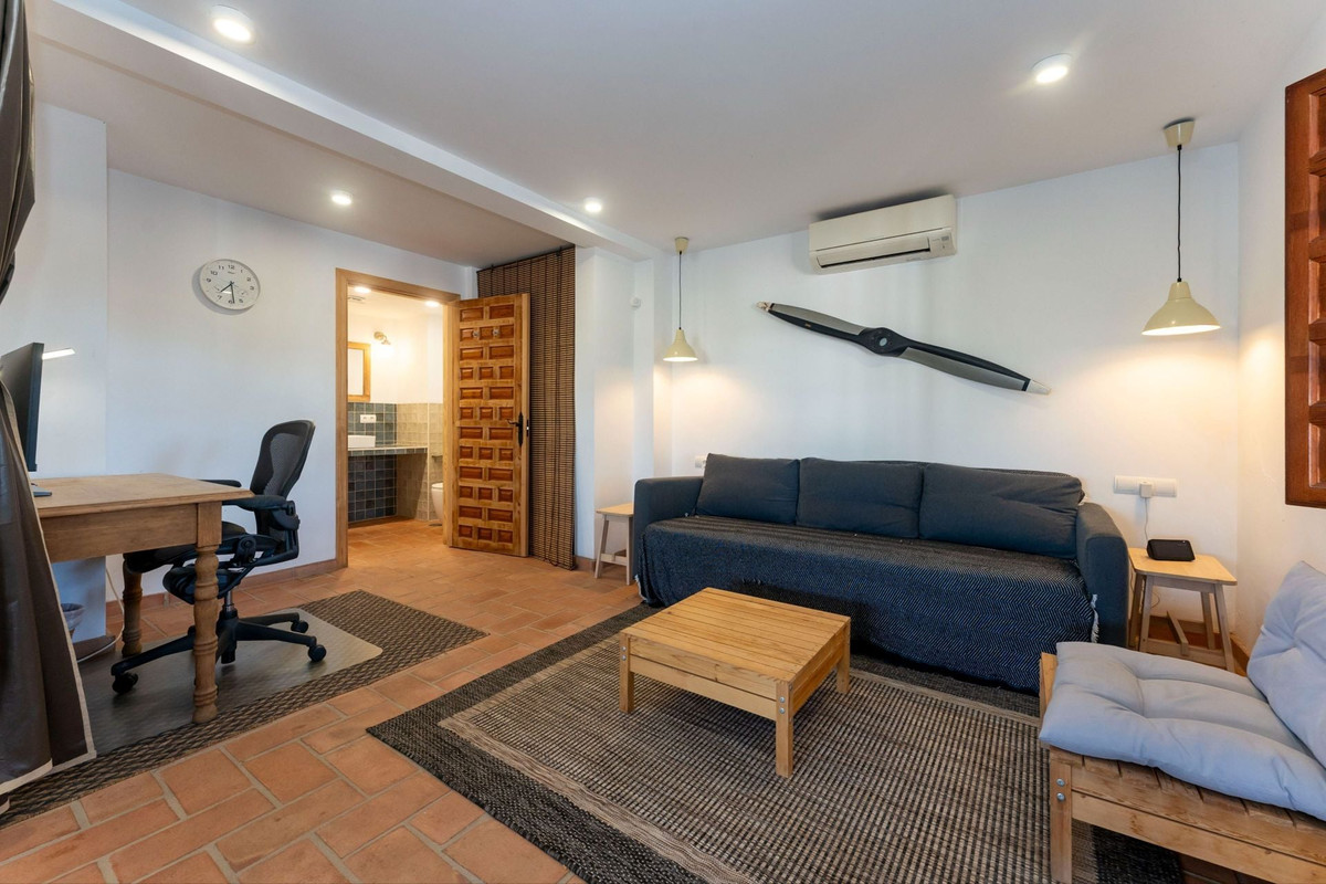 4 Bed Townhouse for sale in Alhaurín El Grande Costa Del Sol, Málaga, Spain