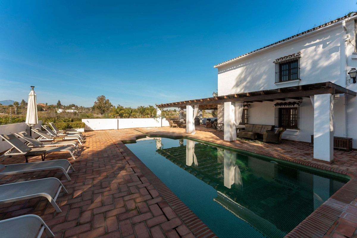 4 Bed Townhouse for sale in Alhaurín El Grande Costa Del Sol, Málaga, Spain
